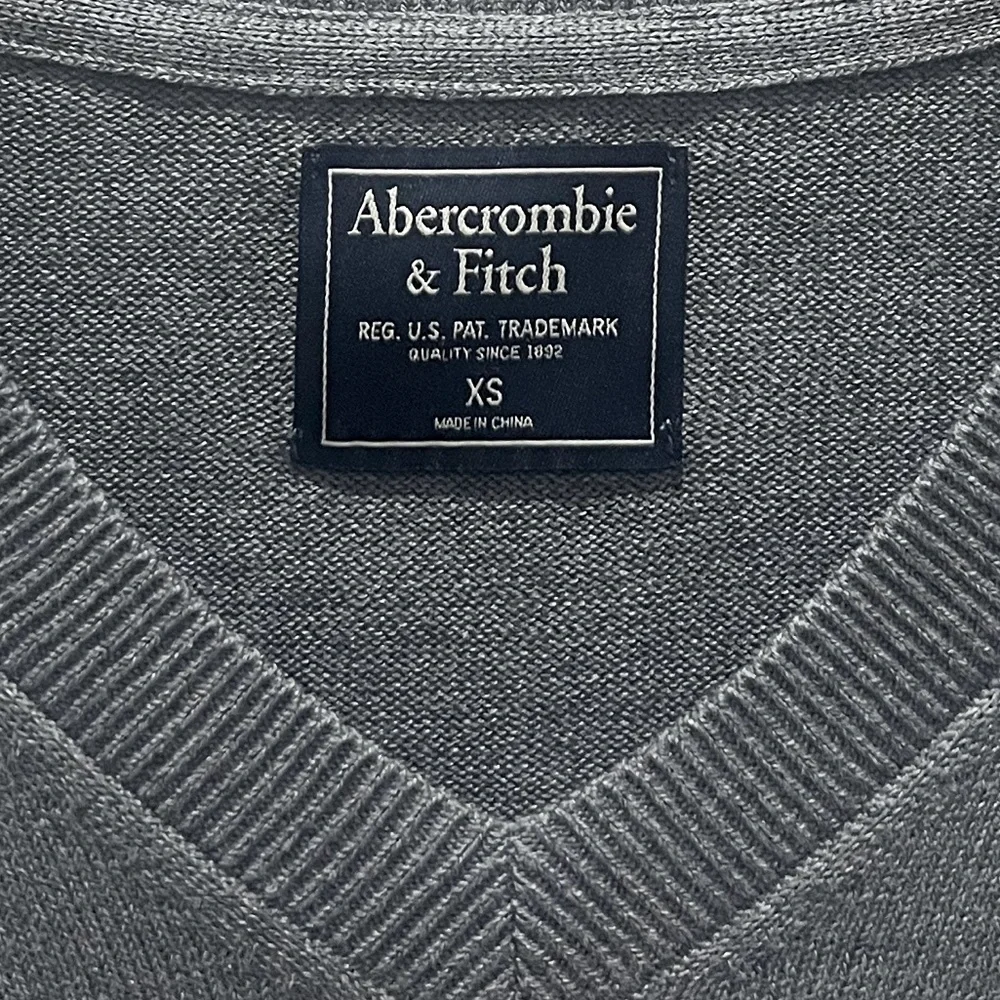 Abercrombie & Fitch excellent like